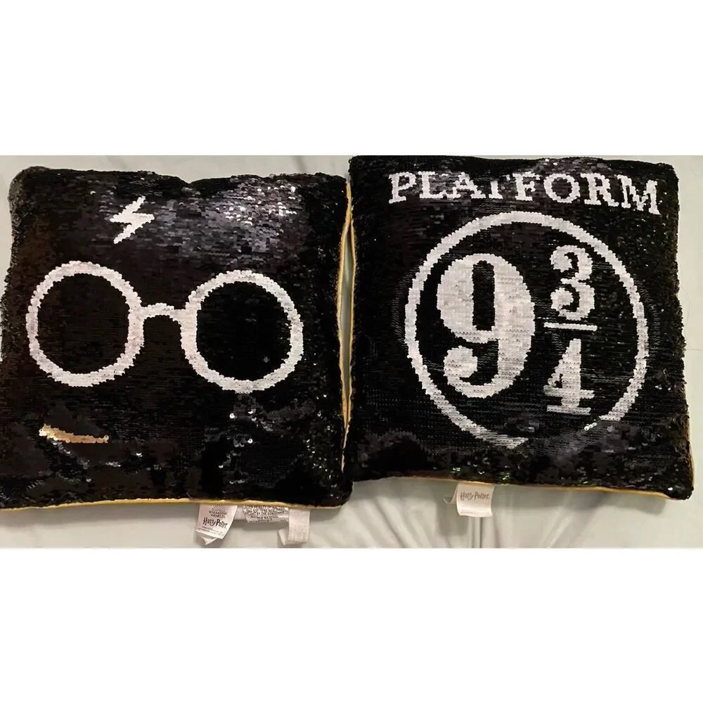 Harry Potter 9 3/4, lightning scar reversible design magic sequin bling pillow